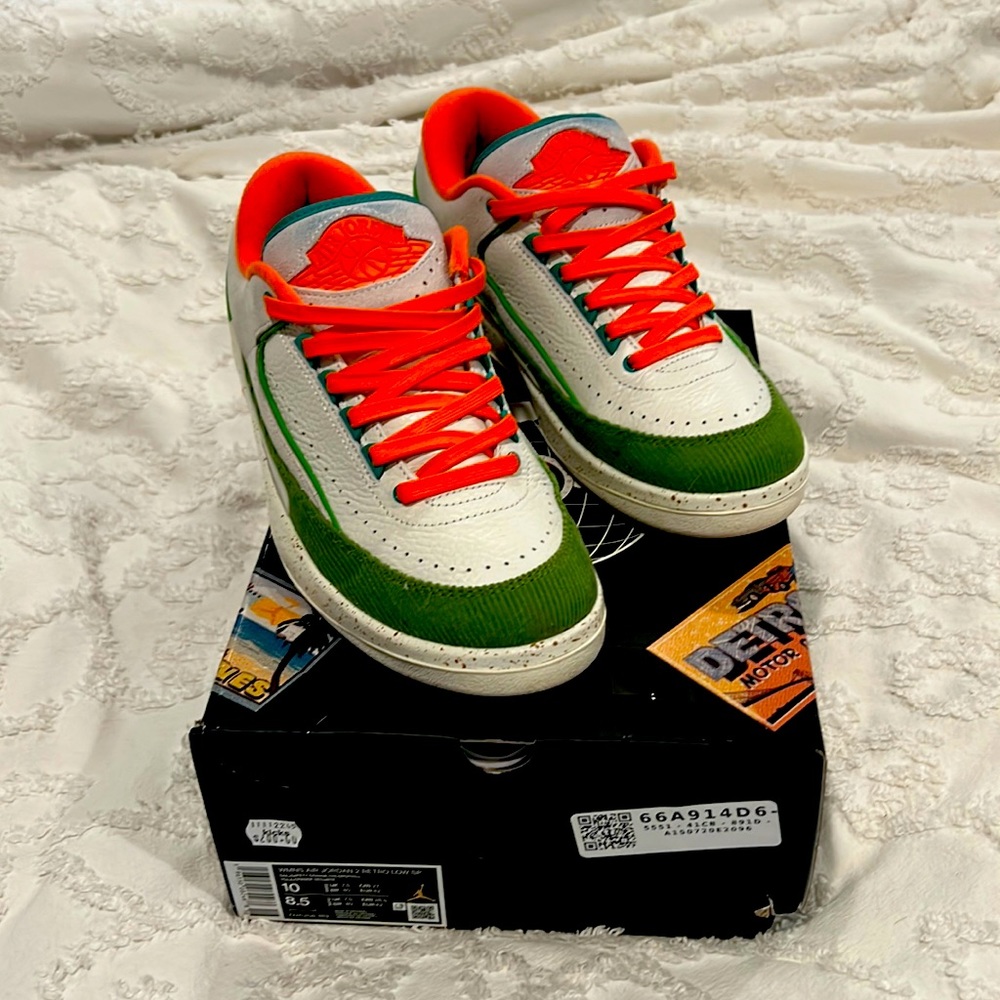 Jordan retro 2 low Titan